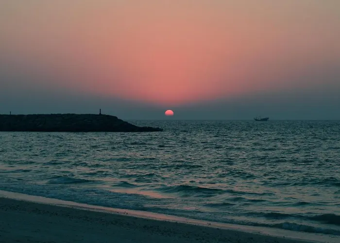 Al Corniche Hotel