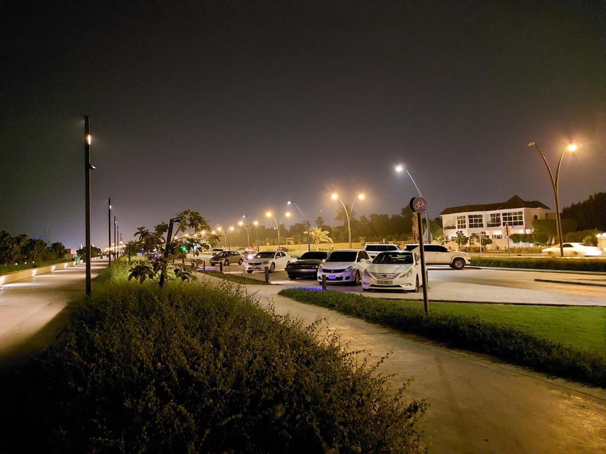 Al Corniche होटल *